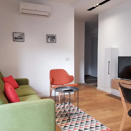 - Premium טיראנה