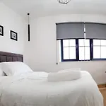 - Premium Тирана